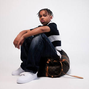 Lightskinboy (feat. Sexmane) - Turisti & Sexmane listen song