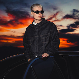 Makso Mitä Makso - Isac Elliot & Sexmane listen song