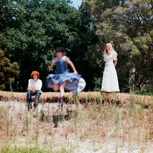 Analogue - Folk Bitch Trio listen song
